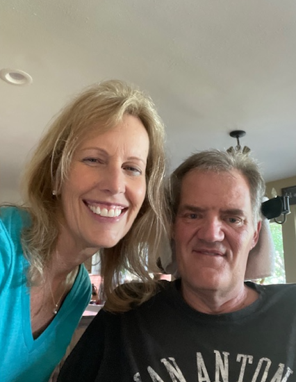 Two people smiling

AI-generated content may be incorrect.