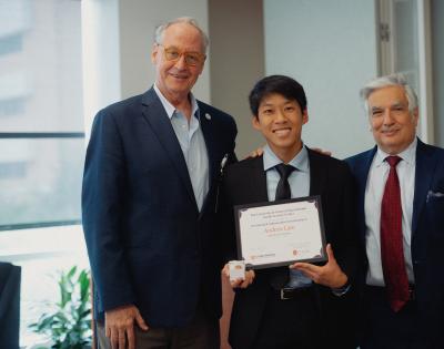 Taylor Eighmy, PhD, President, UT San Antonio, Andrew Lam, Joe R. and Teresa Lozano Long School of Medicine Presidential Ambassador scholarship recipient, and Francisco G. Cigarroa, MD Senior Executive Vice President for Health Affairs and Health System 